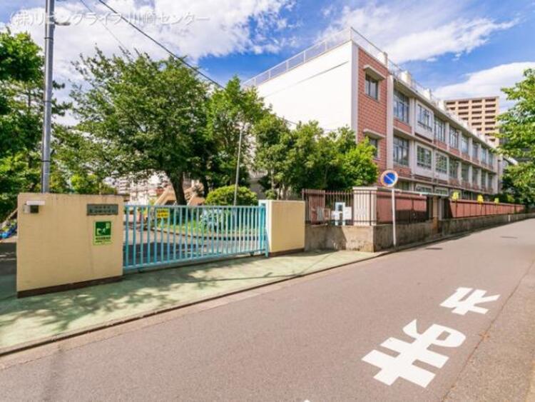 周辺 川崎市立東小田小学校 200m