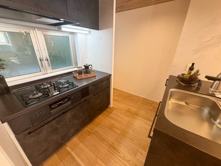 その他 使いやすくスタイリッシュなキッチン空間になっております。