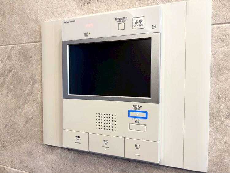その他 誰が来てもわかる様にモニター付きインターホンを設置。
