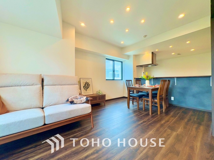 内装 【LIVING】◆住む喜び、楽しさ、感動◆を君と共有したい。いつまでもずっと家族を見渡せるこの広い空間で。