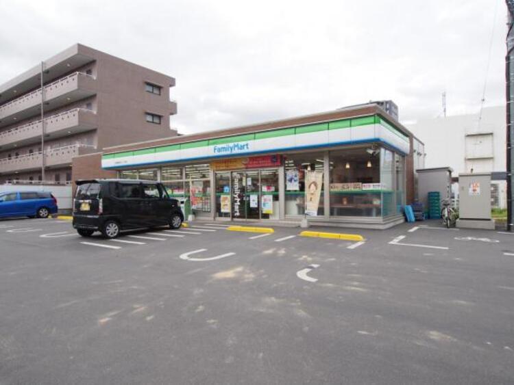 周辺 ファミリーマート座間相模が丘1丁目店まで約128ｍ