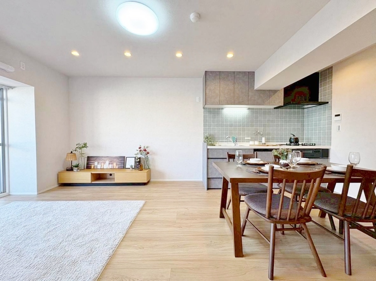 居間 「空間が織り成すひとつ先の住み心地」を演出します。