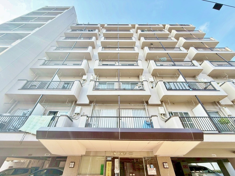 外観 資料には掲載していない情報が、現地にはたくさんあります。是非一度、現地をご確認ください。