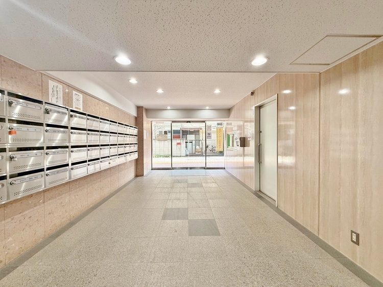 エントランス エントランスは、毎日の行き帰りで使う大事な空間です。