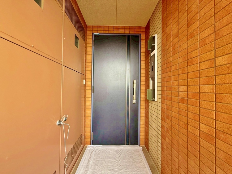 玄関 玄関を開ければ、そこは安らぎのご自宅。