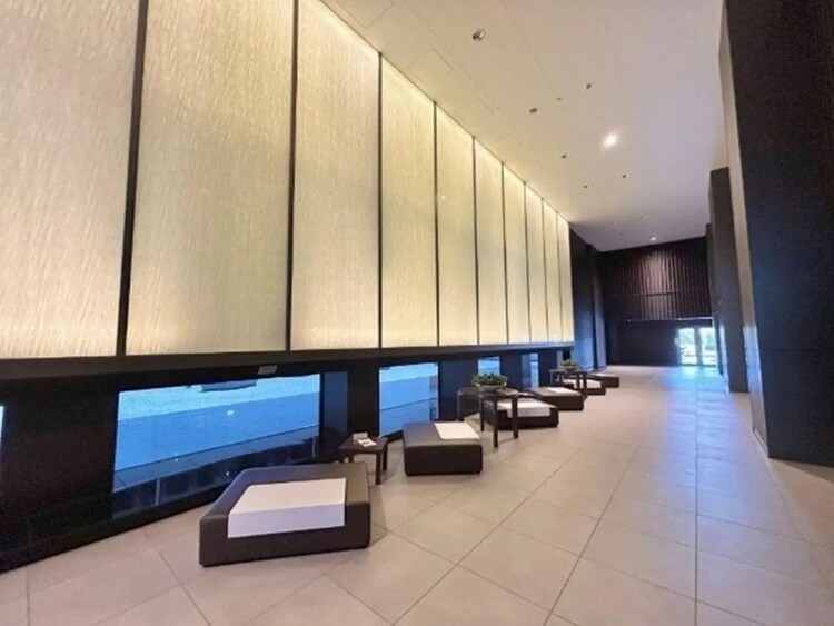 エントランス エントランス内部は、管理が行き届き清潔な共有スペースとなっています。