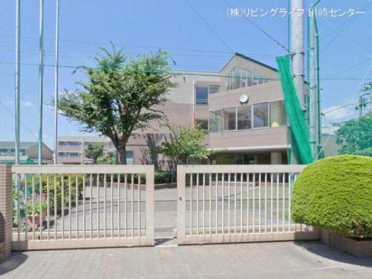 周辺 川崎市立井田中学校　820ｍ