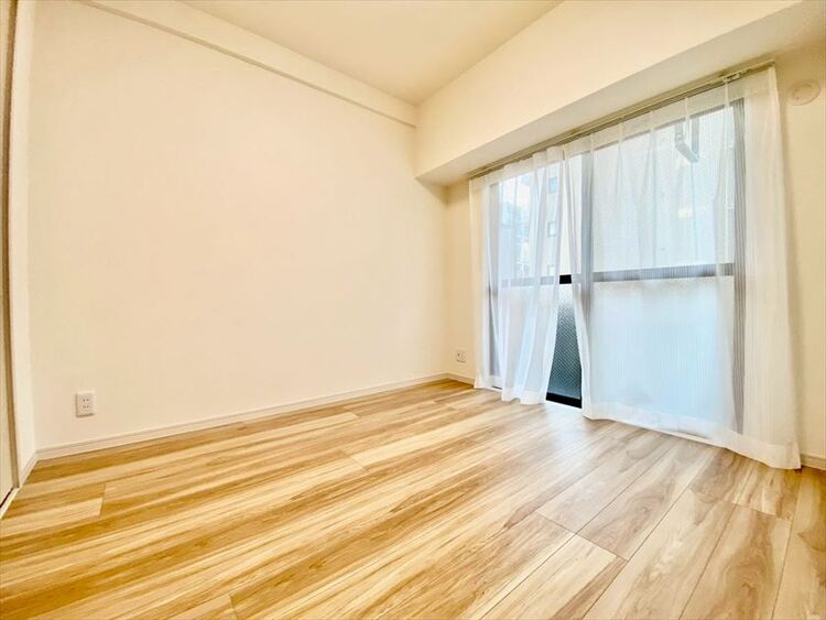 内装 【PRIVATE ROOM】◆属毛離裏◆子は父を手本とし、母に愛育されて成長する。家族の深い繋がり。いつまでも大切にしたい。