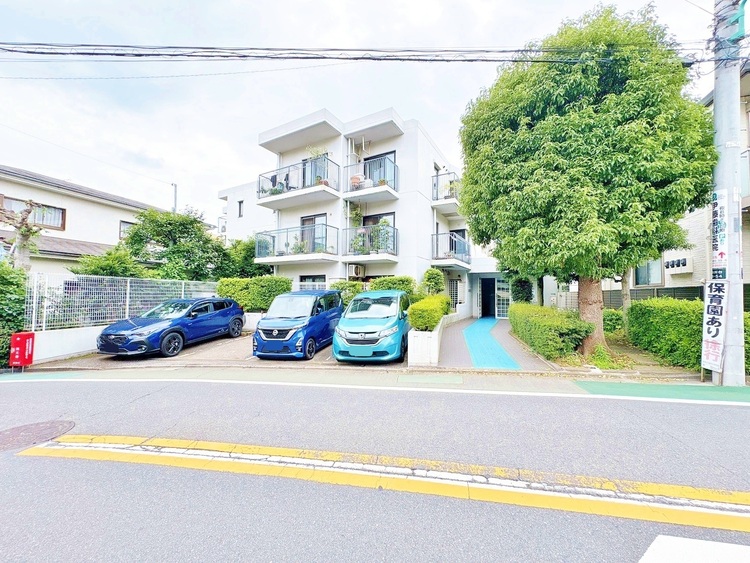 外観 現地に足をお運びいただいた際には、周辺散策などをお勧めいたします。