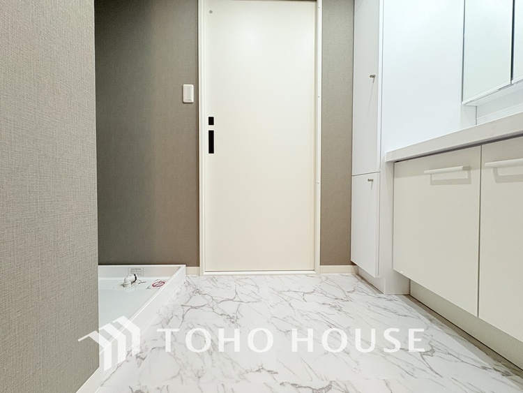 洗面 清潔感のある脱衣場