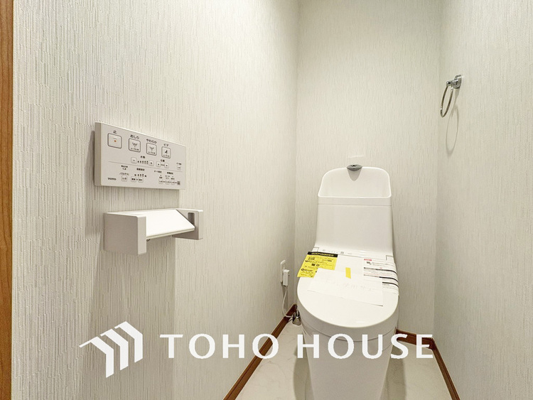 トイレ トイレには快適な温水洗浄便座付