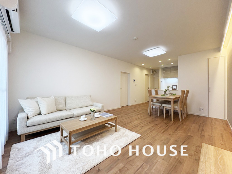 内装 ゆったりとくつろげる上質なリビングダイニング