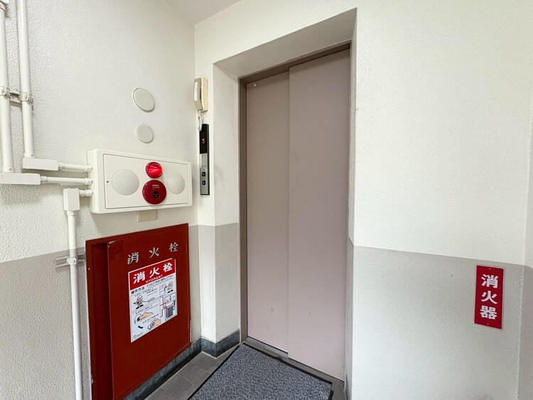 その他 エレベーター完備のため荷物が多くなっても安心。