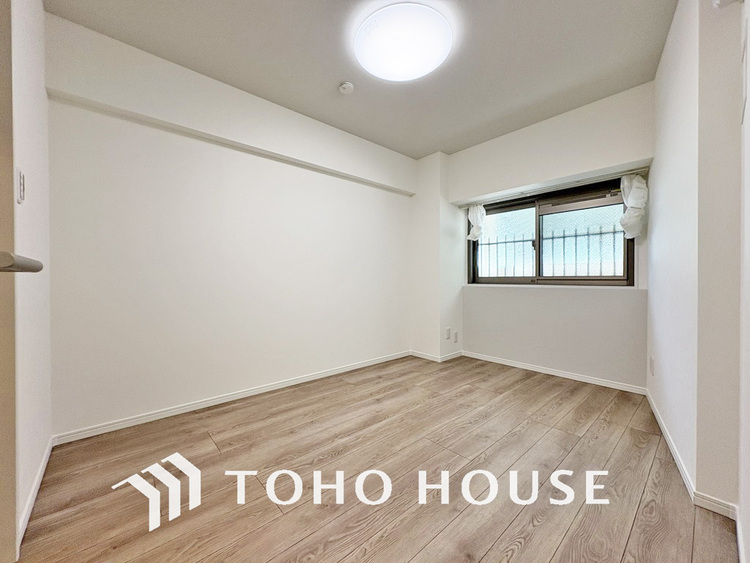 内装 シンプルですっきりとした室内は飽きのこない居心地の良い雰囲気