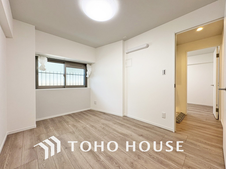 内装 感性を育むプライベートルームはシンプルでスマートな空間