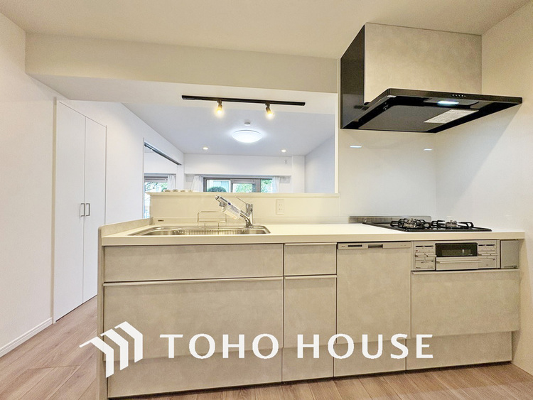 キッチン デザインと機能性を兼ね備えたシステムキッチン