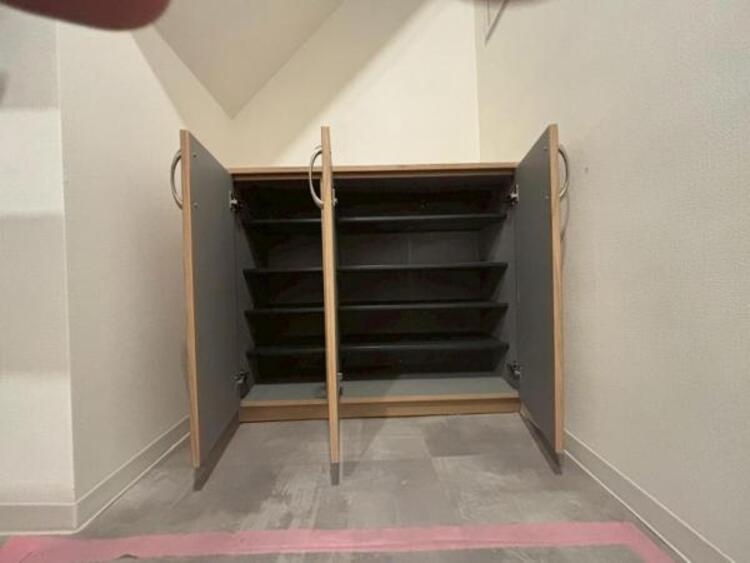 収納 清潔感のある空間を保てるよう収納スペースを設けていますので、玄関をスッキリ綺麗な空間に纏めます。（2025.7.10撮影）