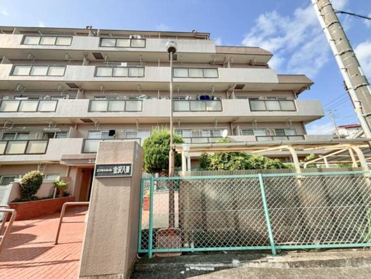 外観 それぞれが思い描く理想の「ライフスタイル」や「ライフステージ」を実現するため、住む人がいつまでも心地良さを感じ続けられる多様な住空間を創造します。（2025.9.16撮影）