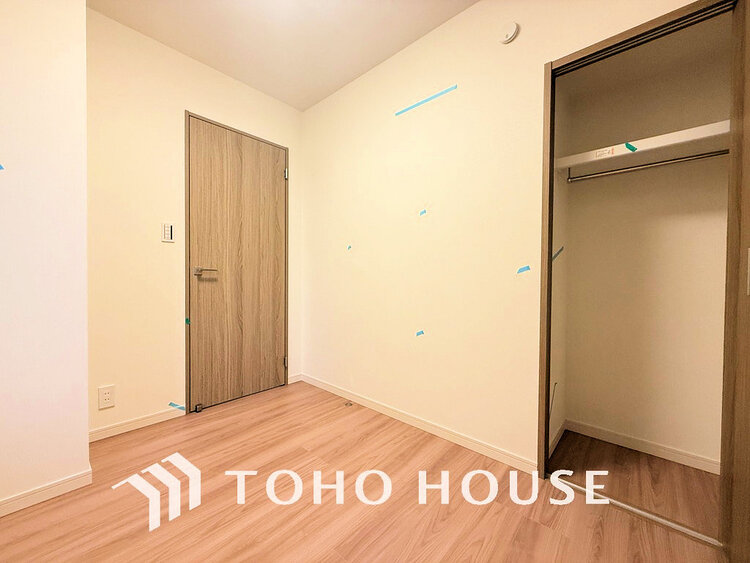 内装 シンプルですっきりとした室内は飽きのこない居心地の良い雰囲気