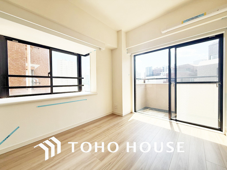 内装 感性を育むプライベートルームはシンプルでスマートな空間