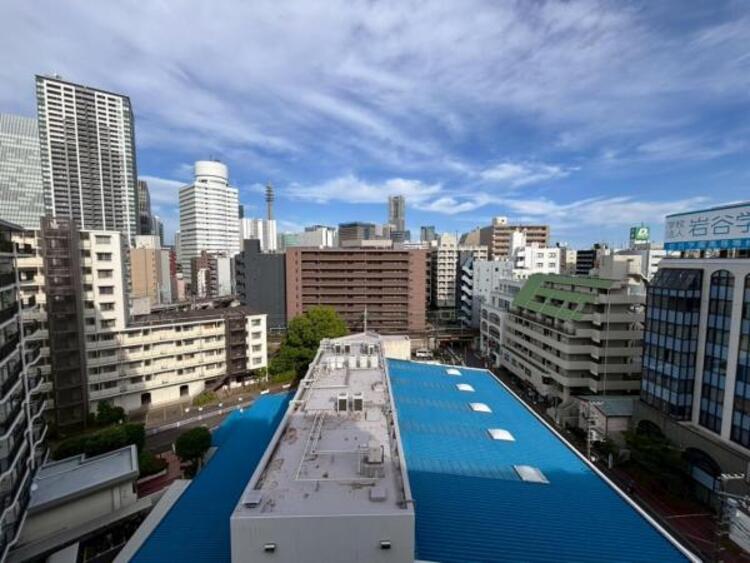 その他 ほっと一息つきたい時に望むこの眺望。リラックスできる空間になりますね。