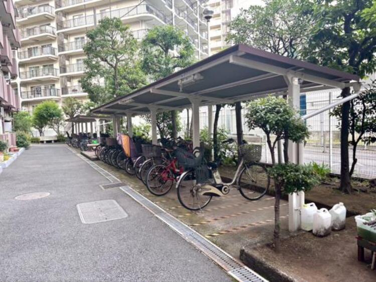 その他 管理の行き届いた駐輪場は屋根付きで雨の日も安心です。