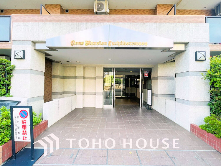 エントランス マンション入口