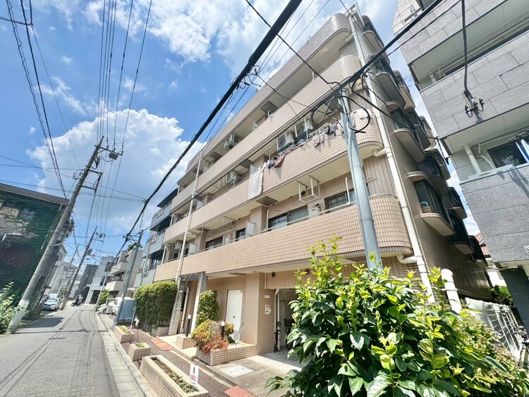 外観 ライフプランニングからローンまで、一貫してご説明させていただきます。お気軽にお問い合わせくださいませ。