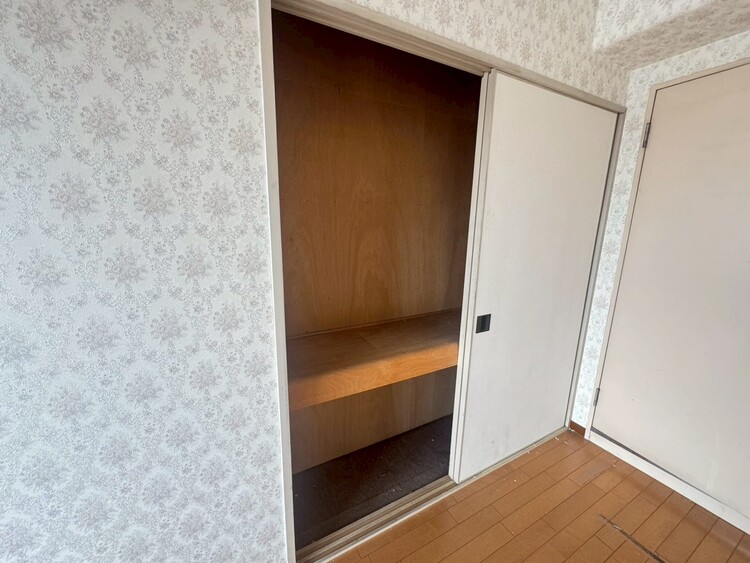 その他 家電やスーツケース、ストック品など何でも片付く嬉しい空間です。