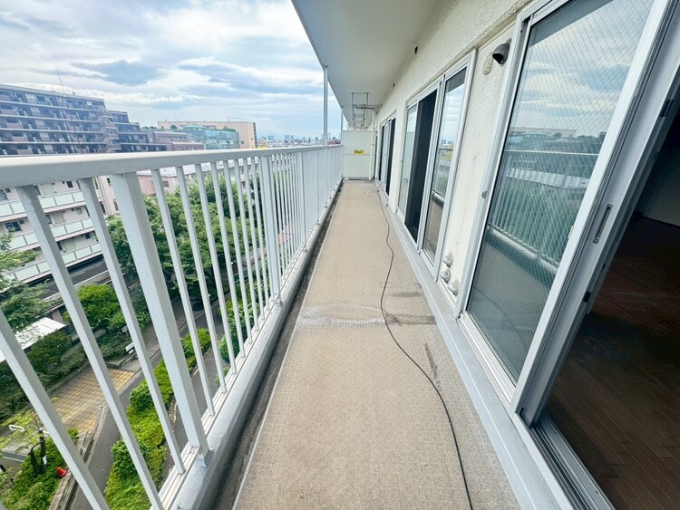 その他 朝の澄んだ空気や、夕方に吹く清々しい風を感じられるバルコニー。