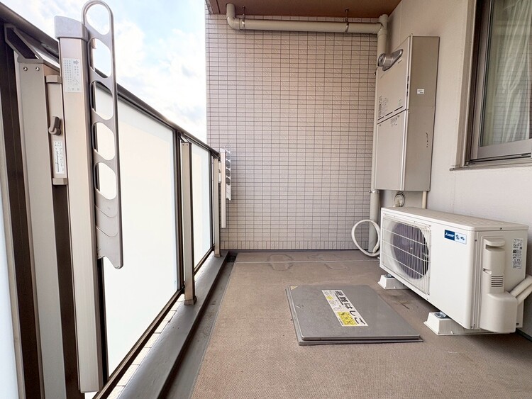 その他 朝の澄んだ空気や、夕方に吹く清々しい風を感じられるバルコニー。