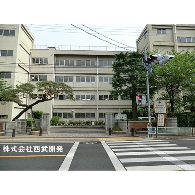 周辺 霞ヶ関中学校(約390m)