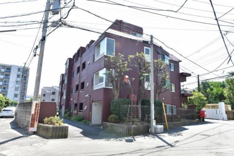 外観 豊かな居住性とクオリティが見事に調和した住空間は住まうことの喜びを感じさせてくれます。