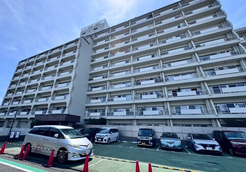 日商岩井方南町マンションの画像