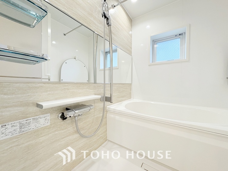風呂 【BATHROOM】◆プライベートな空間◆simpleだからrelaxできるんです。こころもからだもキレイさっぱり。