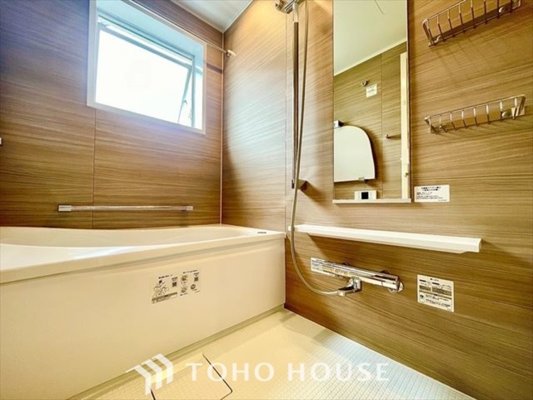 風呂 【BATHROOM】◆プライベートな空間◆simpleだからrelaxできるんです。こころもからだもキレイさっぱり。