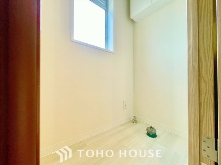 トイレ 【TOILET】◆快適◆な生活に不可欠。節水型の高性能トイレを新設。