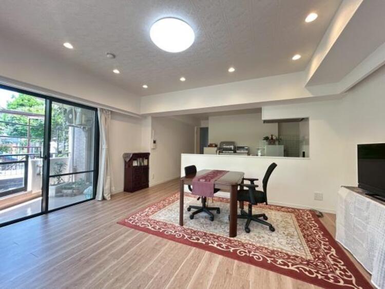 居間 【2025年6月撮影】