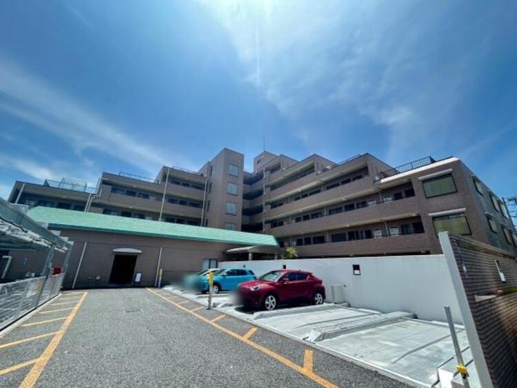 駐車場 【2025年6月撮影】