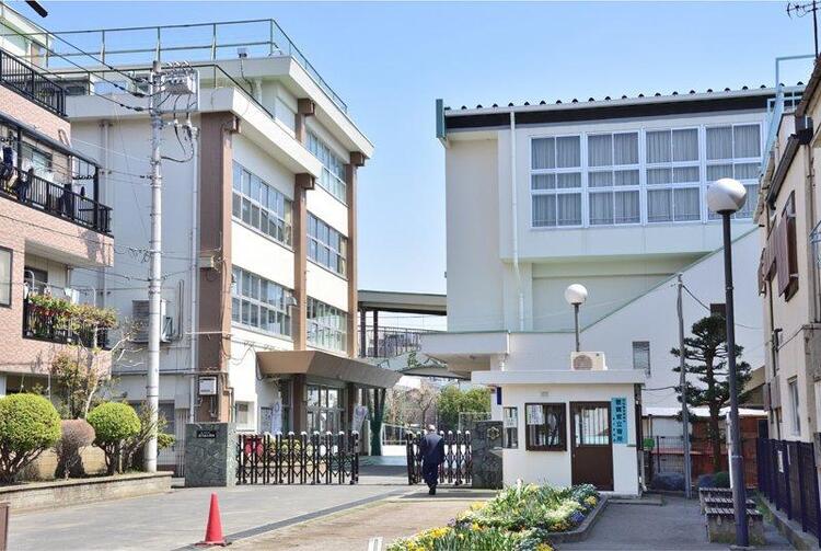 周辺 荒川区立尾久西小学校