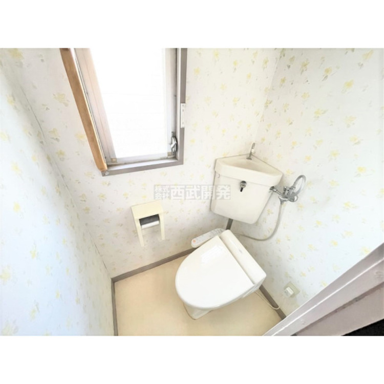 トイレ 温水洗浄便座付のトイレで毎日清潔・快適