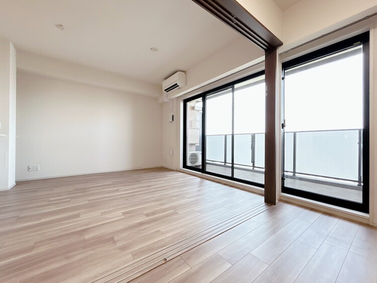 居間 豊かな居住性と、安心感を満たすクオリティが見事に調和した住空間。