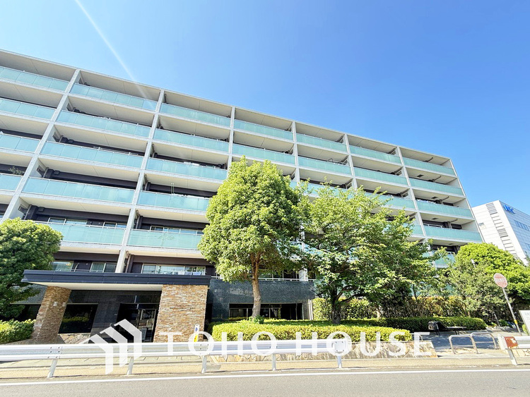 外観 〜大切なペットと暮らす生活〜南向きにつき陽当り良好〜ゆとりあるLDK約15帖〜