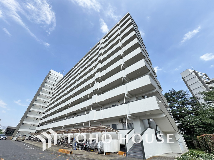 外観 〜大切なペットと暮らす生活〜南東向きにつき陽当り良好〜新規リノベーション済4LDK住戸〜