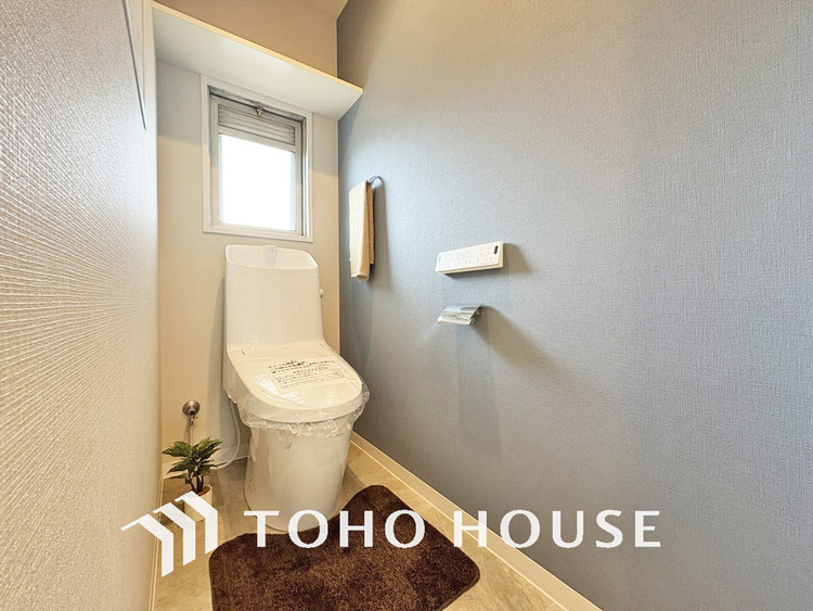 トイレ トイレには快適な温水洗浄便座付
