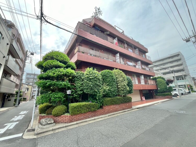 外観 現地に足をお運びいただいた際には、周辺散策などをお勧めいたします。