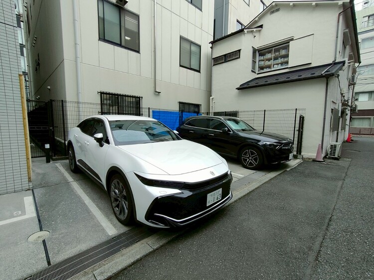 その他 駐車スペースが嬉しいですね。※空き状況は都度ご確認下さい。