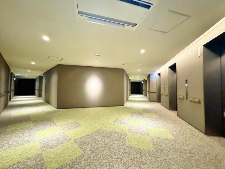 エントランス エントランス内部は、管理が行き届き清潔な共有スペースとなっています。