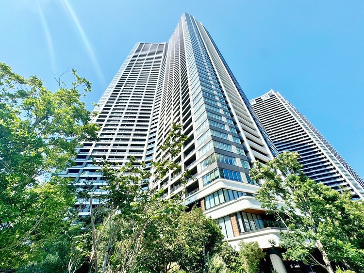 外観 豊かな居住性とクオリティが見事に調和した住空間は、住まうことの喜びを感じさせてくれます。