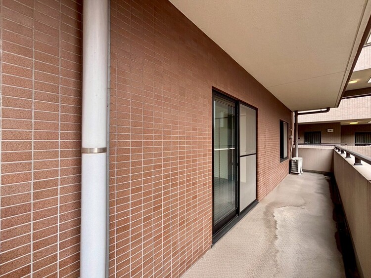 その他 朝の澄んだ空気や、夕方に吹く清々しい風を感じられるバルコニー。